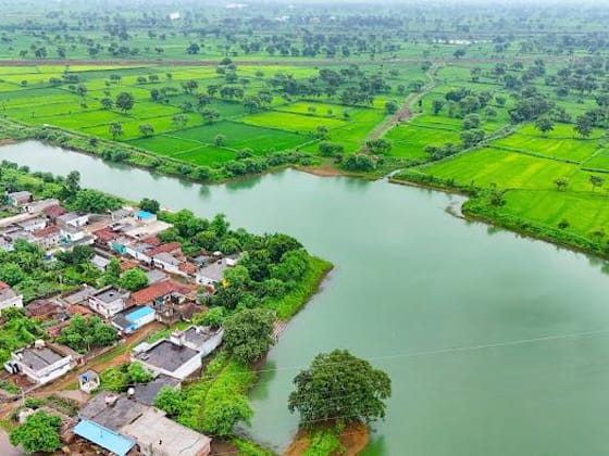 9 एकड़ के तालाब से 50 एकड़ खेत की सिंचाई