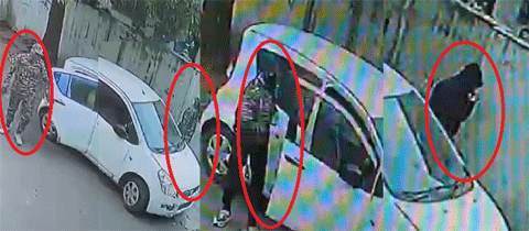 Raipur Dakaiti : …तो इसलिए आर्मी ड्रेस में आए थे डकैत, घर में महिला को लगाया बेहोशी का इंजेक्शन, 5 डकैतों में 1 महिला भी