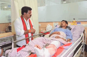 डिप्टी सीएम शर्मा ने नक्सलियों से मुठभेड़ में घायल जवानों से की मुलाकात dipti cm1