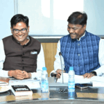 वित्त मंत्री ओपी चौधरी और सहकारिता मंत्री केदार कश्यप ने वन एवं जलवायु परिवर्तन, जल संसाधन, कौशल विकास एवं सहकारिता के विभागीय बजट पर व्यापक चर्चा वित्त मंत्री ओपी चौधरी और सहकारिता मंत्री केदार कश्यप ने वन एवं जलवायु परिवर्तन, जल संसाधन, कौशल विकास एवं सहकारिता के विभागीय बजट पर व्यापक चर्चा