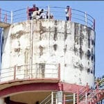 परिजनों से विवाद के बाद पानी टंकी में चढ़ गई युवती, 3 घंटे के हाई वोल्टेज ड्रामा के बाद उतारा गया नीचे