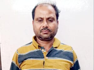 10 सालों से फरार ठगी का आरोपी गिरफ्तार aropi1