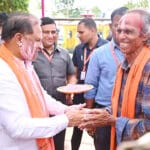 अपने गृहग्राम बगिया में मुख्यमंत्री साय ने मनाई होली