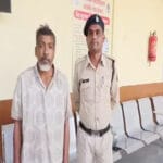 अफेयर के शक में पत्नी और तीन बेटियों को फावड़े से मार डाला, कोर्ट ने सुनाई 4 बार उम्रकैद की सजा अफेयर के शक में पत्नी और तीन बेटियों को फावड़े से मार डाला, कोर्ट ने सुनाई 4 बार उम्रकैद की सजा