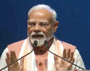 मॉरिशस में पीएम मोदी बोले- यहां की मिट्टी में भारतीयों का खून-पसीना pm modi in mauritius