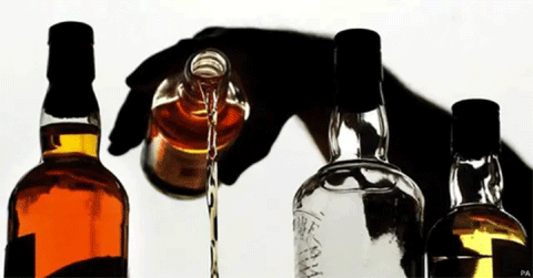 ड्राई डे होने के बाद भी 18 करोड़ की शराब गटक गए राजधानी के लोग, होली पर जमकर छलकाई जाम