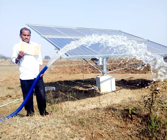 सोलर हाईमास्ट और पंप की मरम्मत ने बदली गांवों की तस्वीर, क्रेडा ने लौटाई गांवों की रौनक