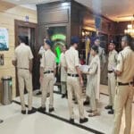 स्पा सेंटर में सेक्स रैकेट का खुलासा : दूसरे राज्यों की लड़कियों से महिला करवा रही थी गलत काम; 80 जगहों पर रेड