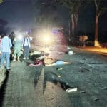 रायपुर के खरोरा के पास ट्रेलर से टकराई माजदा, 14 की मौत
