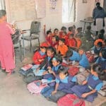 10 हजार सरकारी स्कूलों को मर्ज करने का आदेश