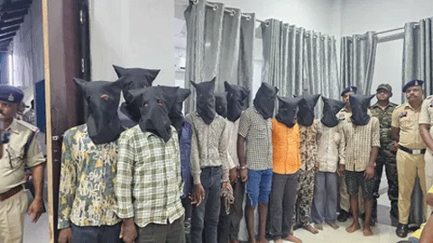 खैरागढ़ में चोर गिरोह का भंडाफोड़, 12 आरोपी गिरफ्तार cha44